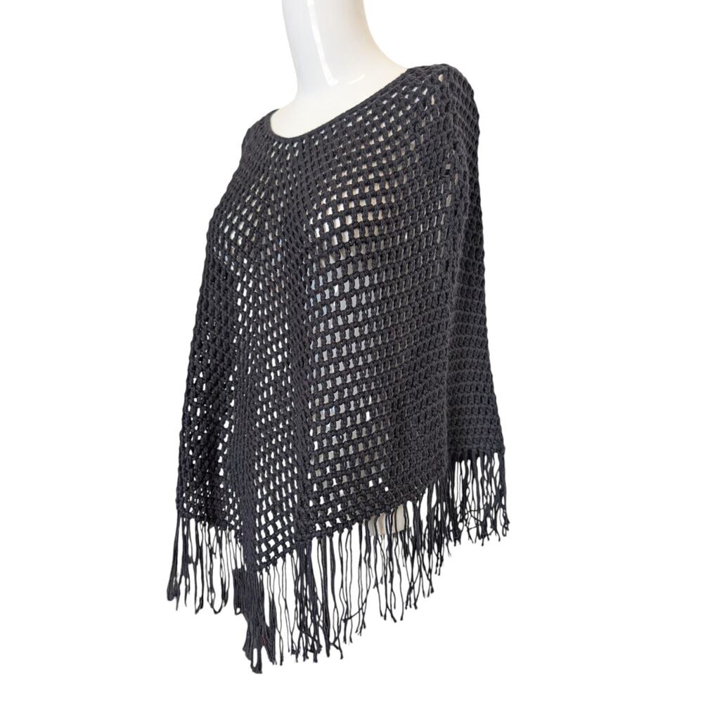Vtg MCM Y2K One Size Black Crochet Open Knit Asymmetrical Fringe Top Mesh Shawl